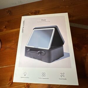 Vanity Planet Black Makeup Mirror